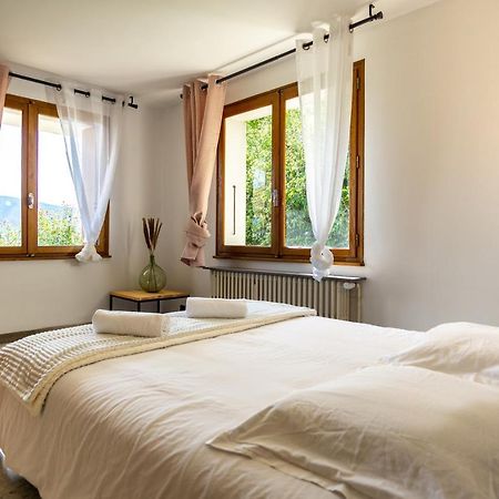 Ferienwohnung T3 Avec Vue Sur Le Lac D'Annecy Veyrier-du-Lac Exterior foto